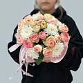 Композиция с пионовидной розой