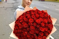 Скидка 10% на роскошный букет из 101 розы
