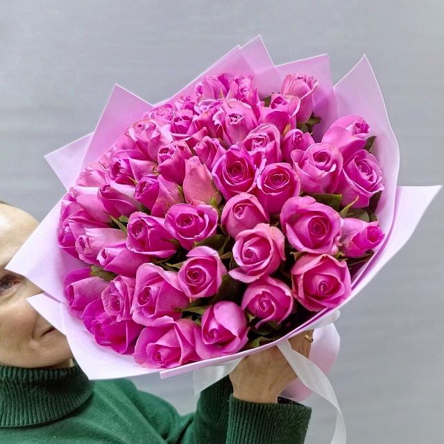 Букет из 51 нежной розы