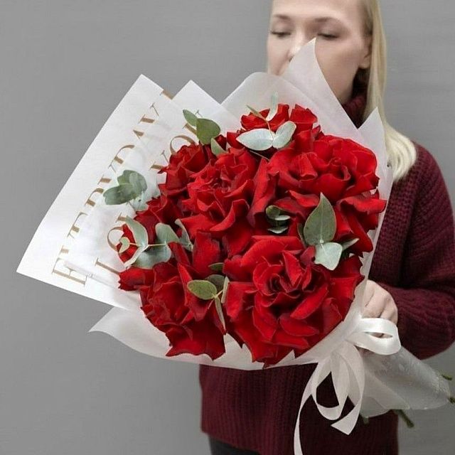 Букет из красных французских  роз