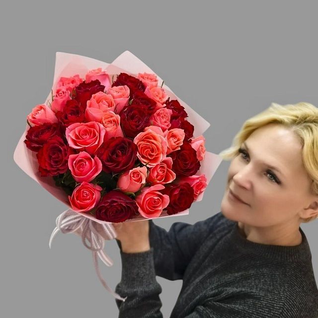 Букет из 33 роз Кения