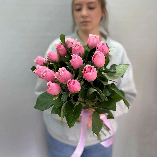 Монобукет из розы Кения 15 шт