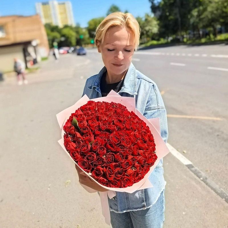 Букет из 101 красной розы Кения