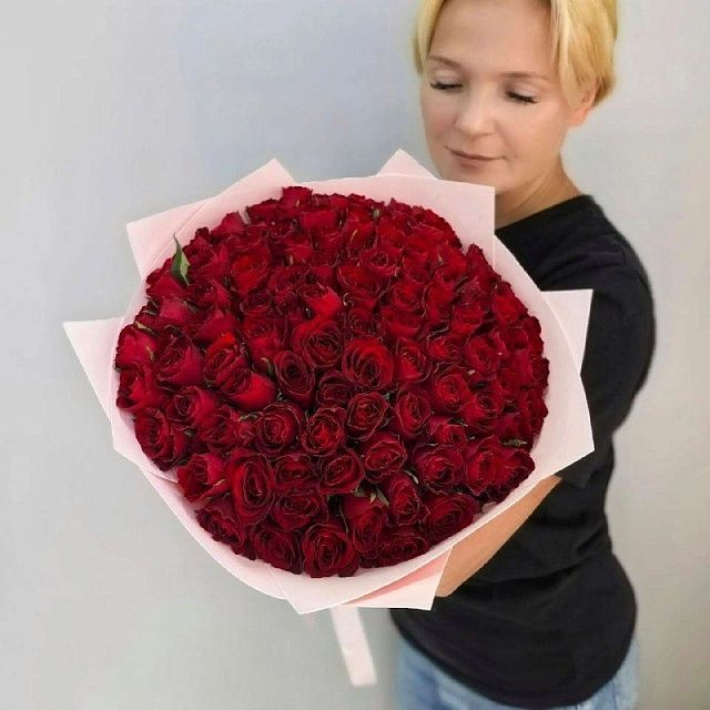 Букет из 101 красной розы Кения