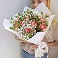 Букет комплимент из кустовых роз