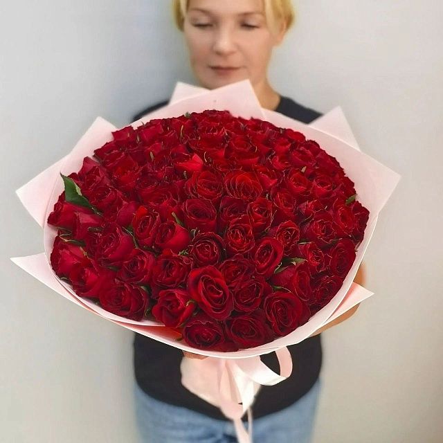 Букет из 101 красной розы Кения