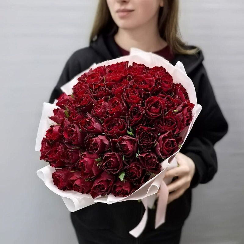 Стильный букет из 51 розы